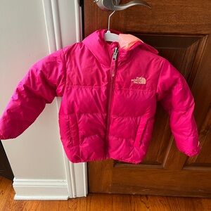 The North Face reversible puffer 3t